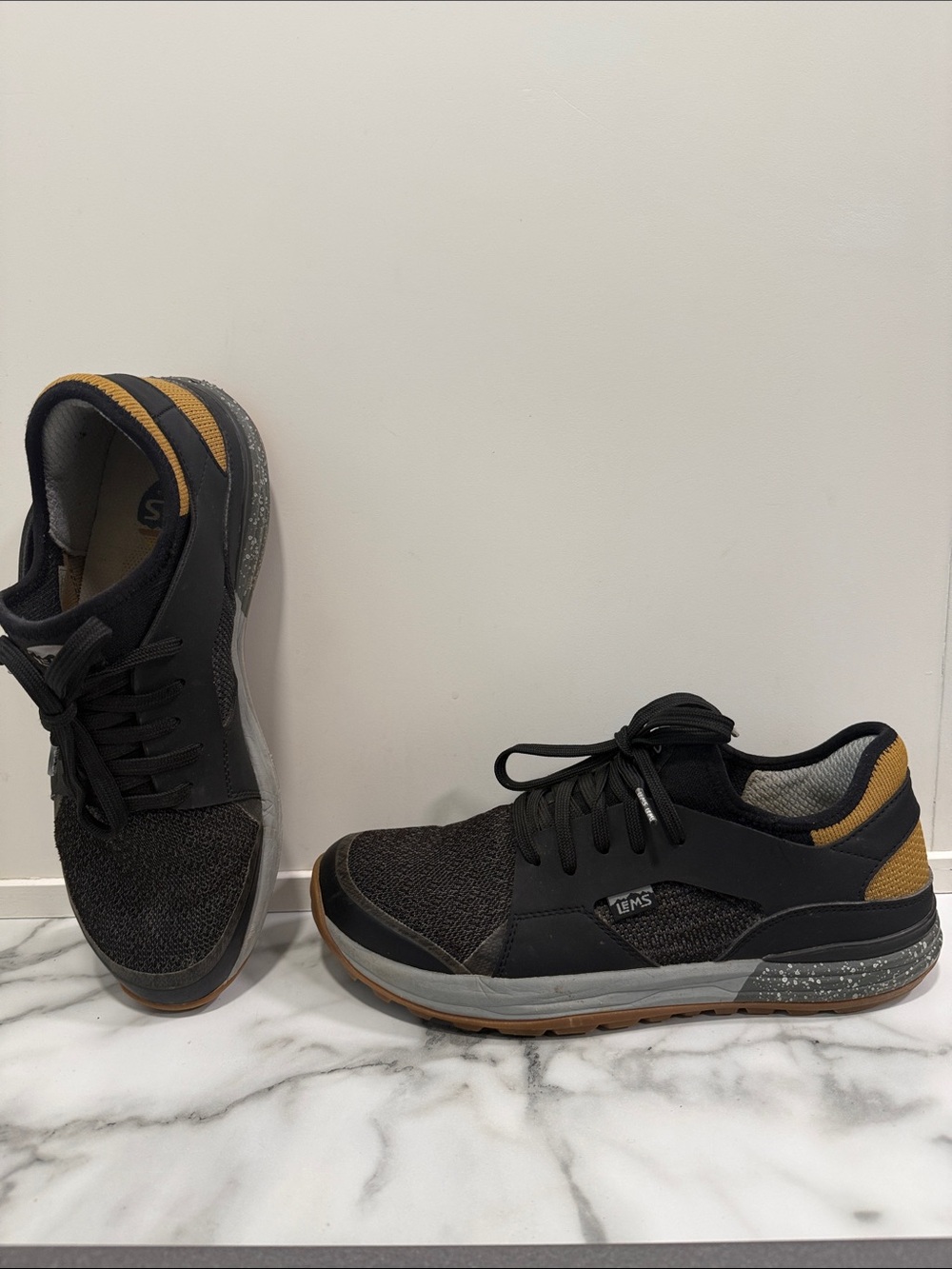 Lems Mesa Men’s Size 11 Outdoor Sneakers Carbon
